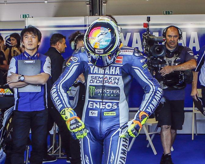 Rossi con il casco 